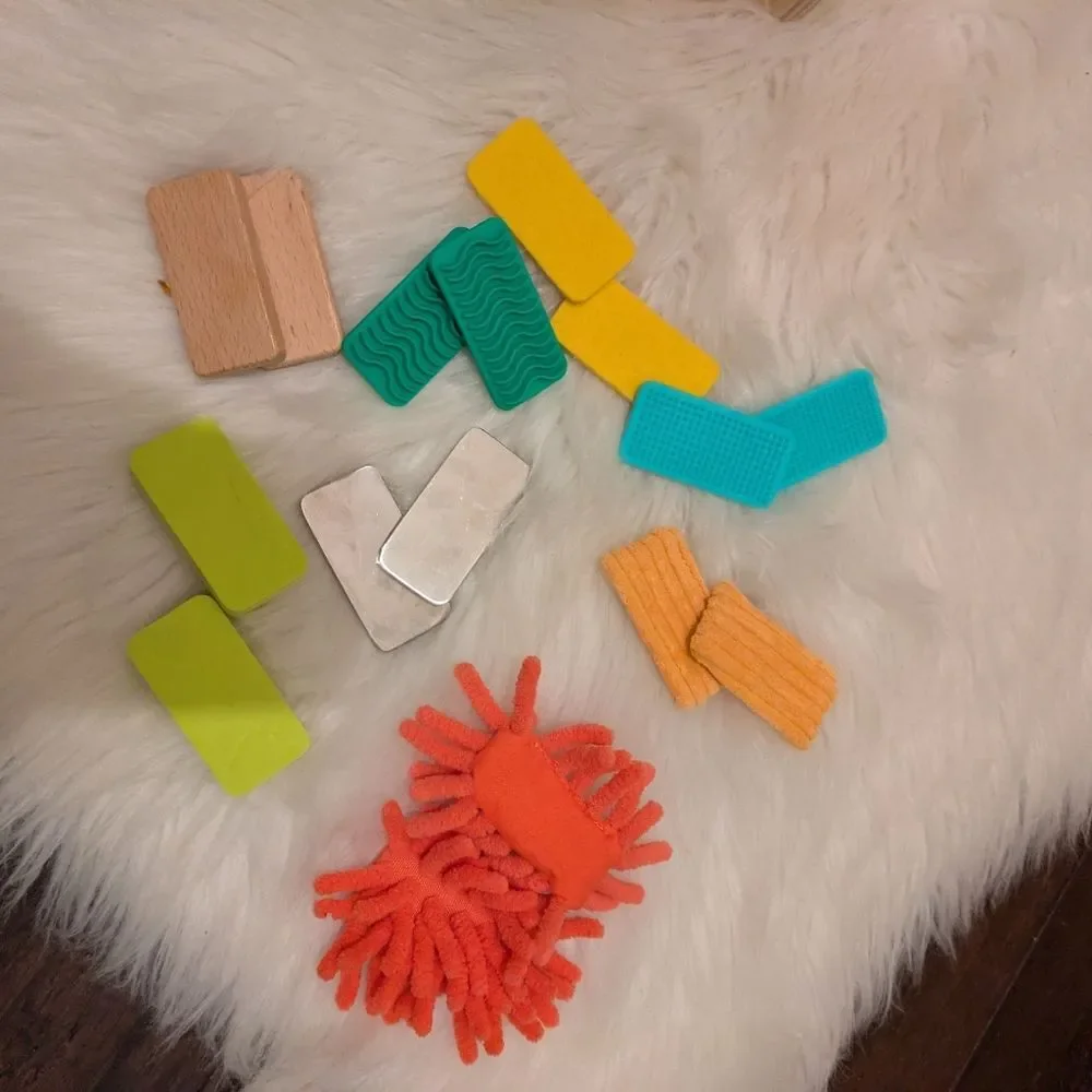 Lovevery Montessori Sensory Box